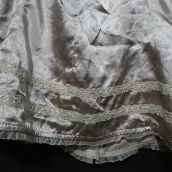 CERES | small | 100% Silk | Corset | Hook and Eye Fastened Front - Picture 13 of 15